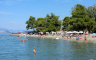 Bor pao na kupače na plaži u Hrvatskoj, povrijeđeno dvoje odraslih i dvoje djece