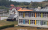 Jak vjetar oštetio krov osnovne škole u Prnjavoru, grad bez struje (FOTO)