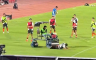 Bivšeg reprezentivca Engleske pregazio valjak (VIDEO)