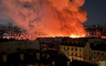 Vatra progutala čuvenu pijacu u srcu Pariza (VIDEO)