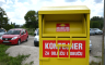 Obijaju kontejnere "Hljeb od tekstila"